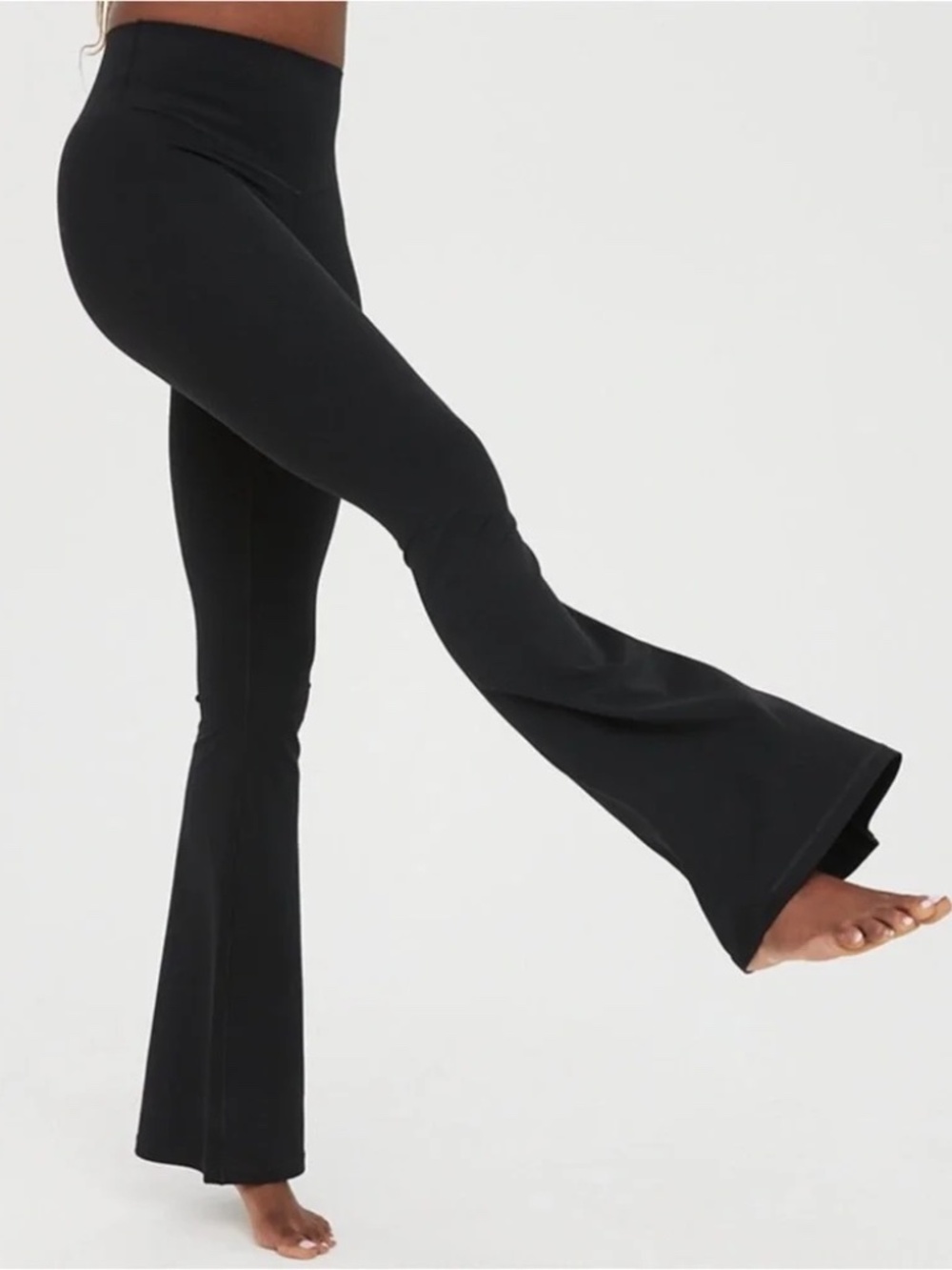 Aerie Offline Black High Rise Flare Leggings